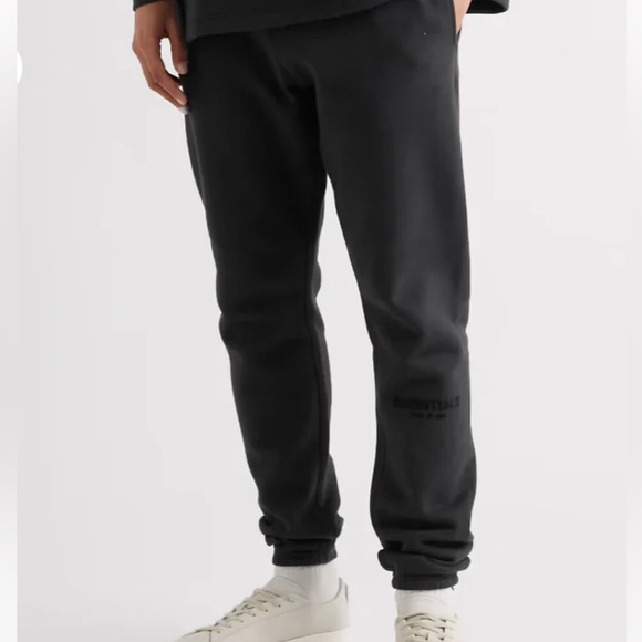 NEW Essentials Fear of God Joggers Sweatpants Stretch Limo Medium - Picture 1 of 5